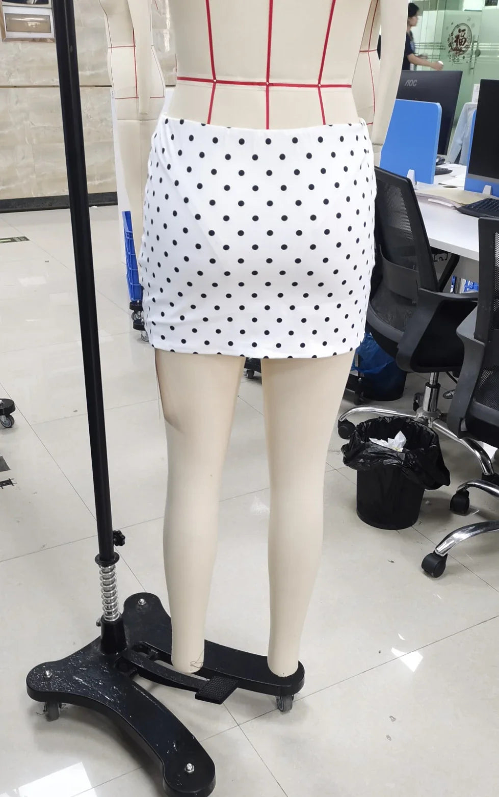 Chic Low Waist Mini Skirt
